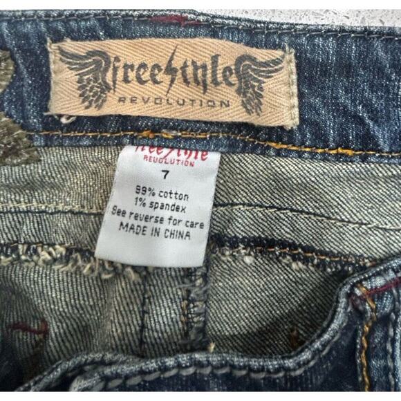 Freestyle Revolution Jeans Women's Sz 7 Low Rise Boot Cut Med Wash Embroidered - Picture 8 of 9